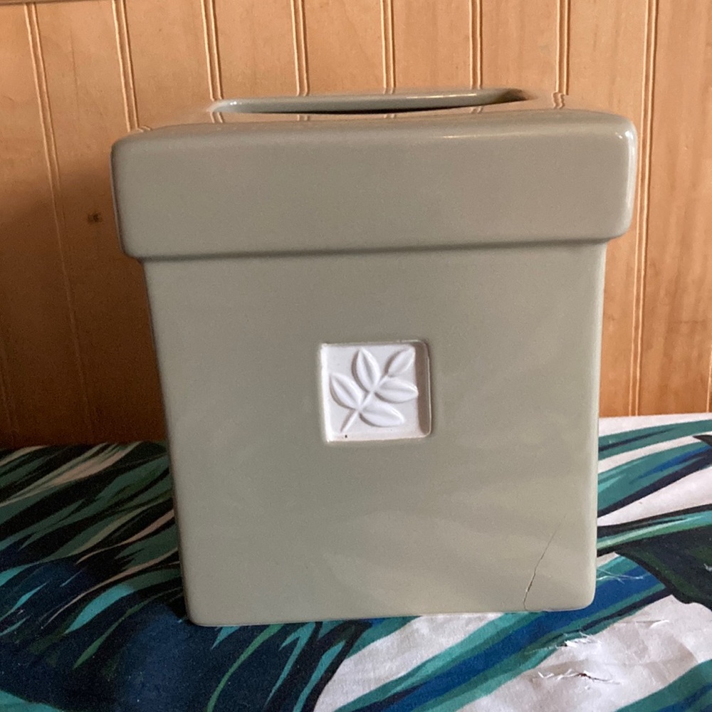 Sage green ceramic tissue holder